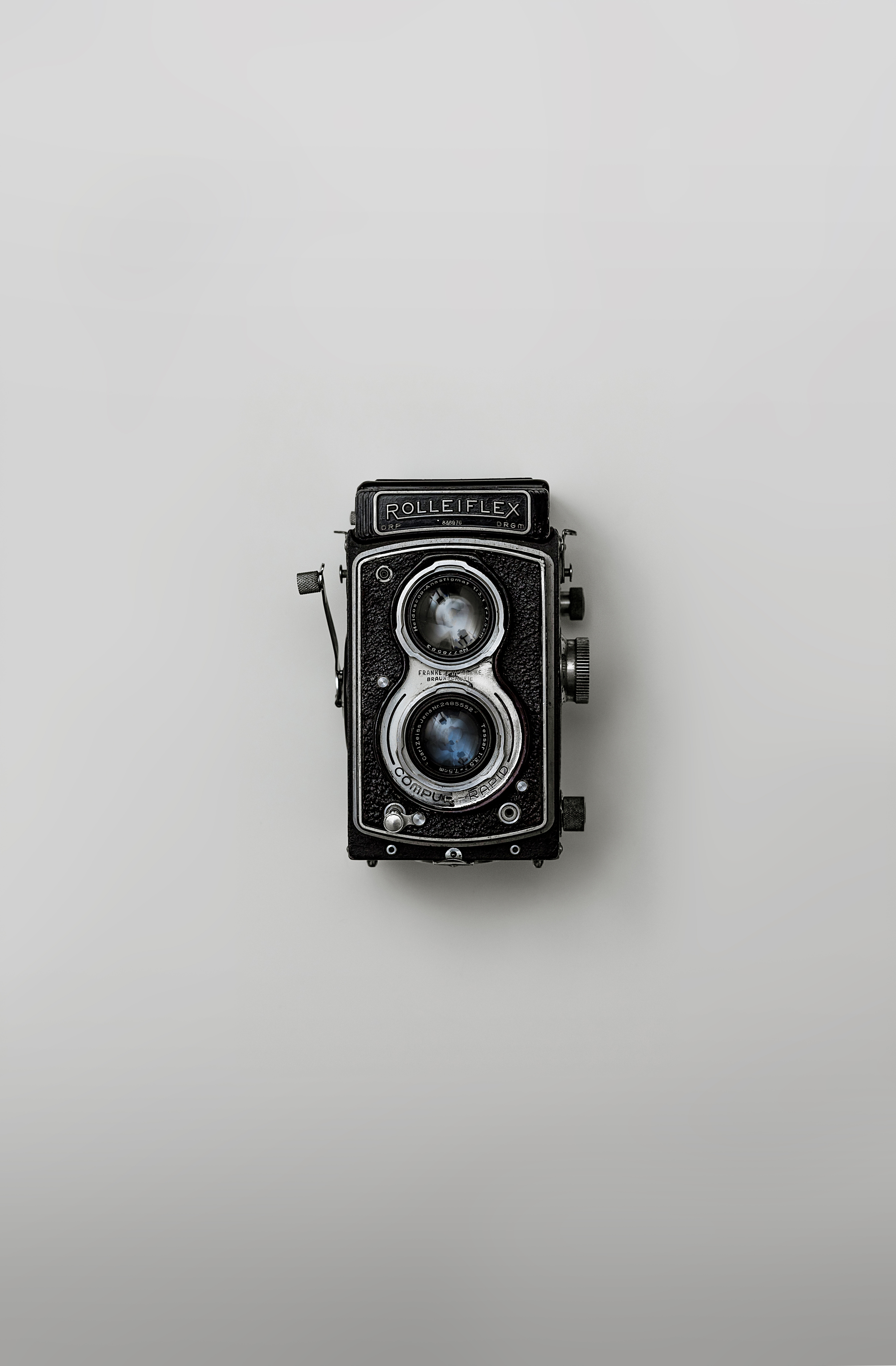 alexander-andrews-260988-unsplash