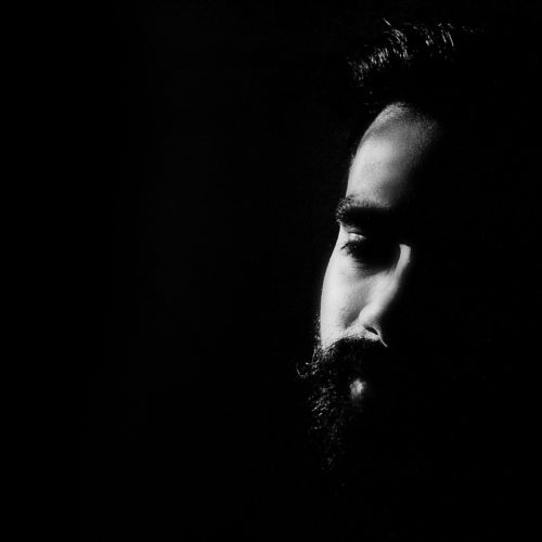 face-1283106_1920